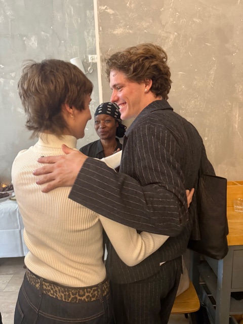 Julia Windischbauer, Til Schindler