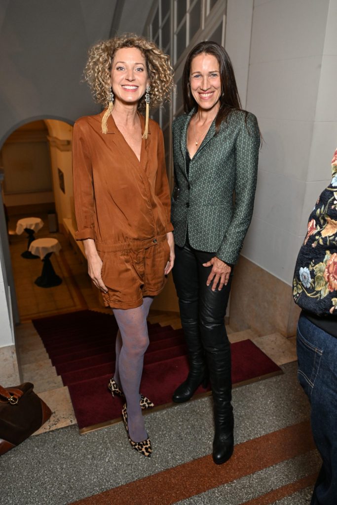 Aline von Drateln, Claudia Urbschat-Mingues